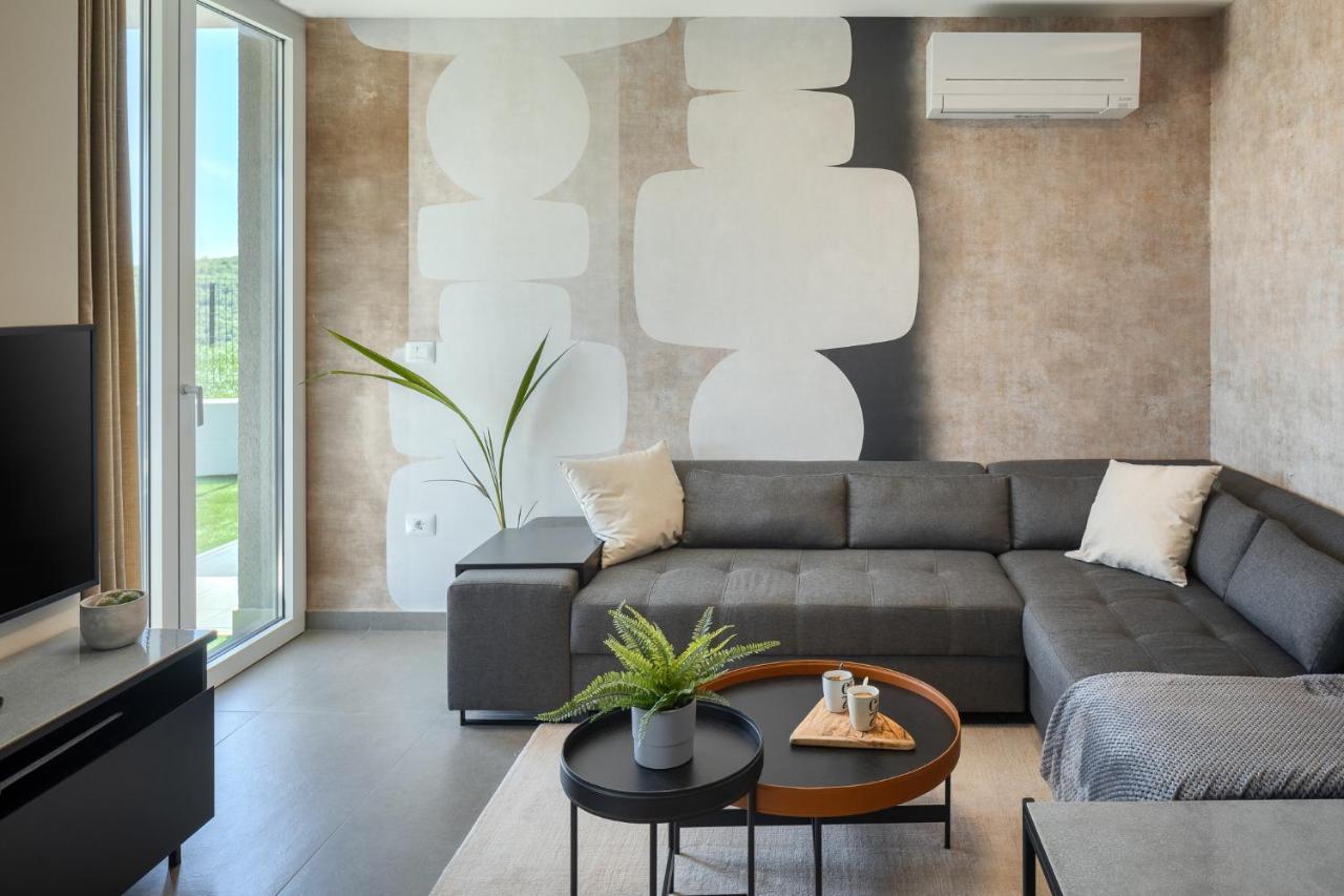 לאבין Royal Hilltop Residence מראה חיצוני תמונה