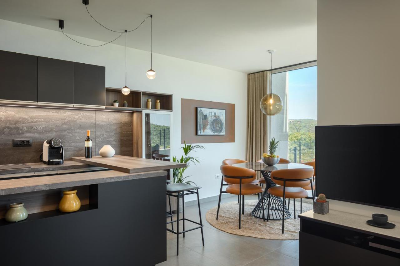 לאבין Royal Hilltop Residence מראה חיצוני תמונה