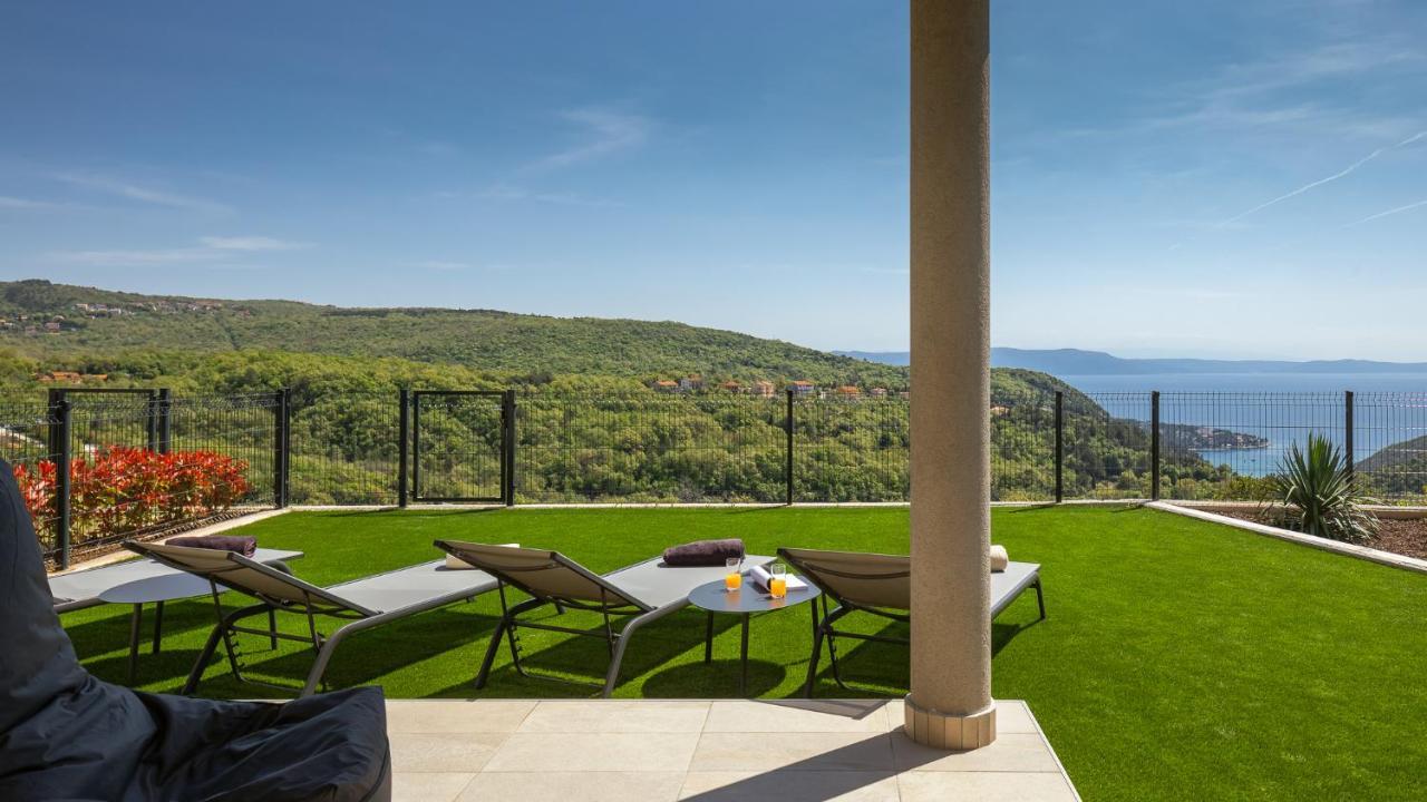 לאבין Royal Hilltop Residence מראה חיצוני תמונה