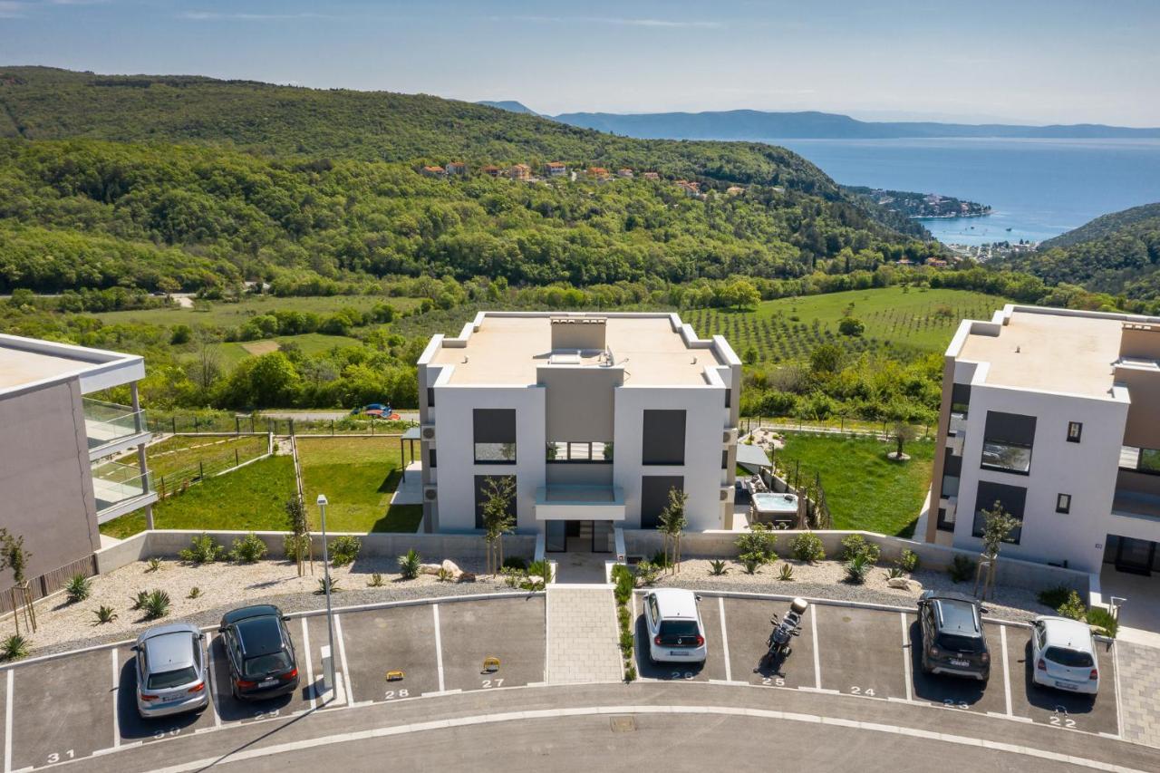 לאבין Royal Hilltop Residence מראה חיצוני תמונה